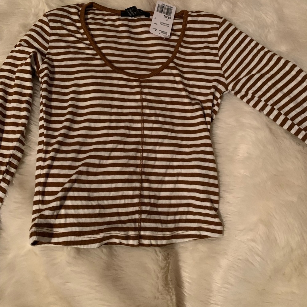 White and rust striped crop top